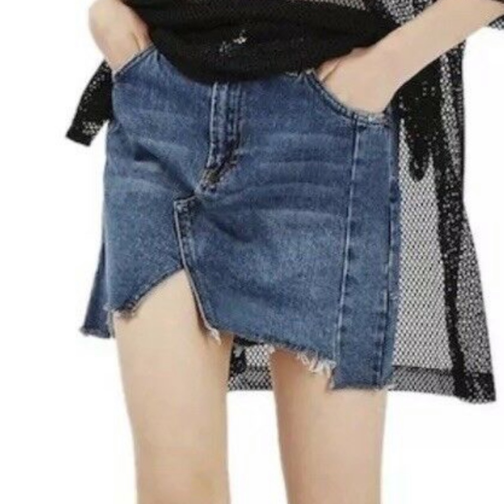 Topshop denim skirt size 4